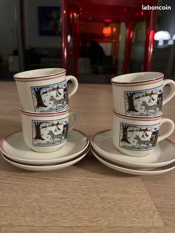 Rare Tasse Et Soucoupe Miniatures En émail Chinoise De Canto