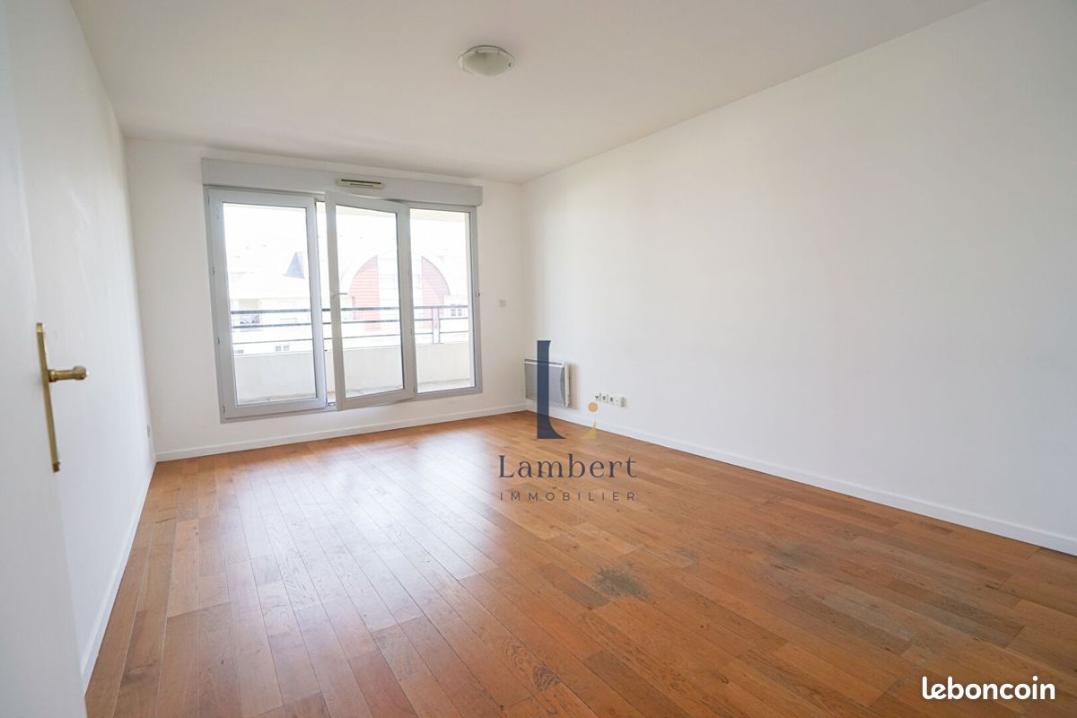 Appartement 3 pièces 64 m² · à Carrières-sous-Poissy · 64 m² · 1 131 €