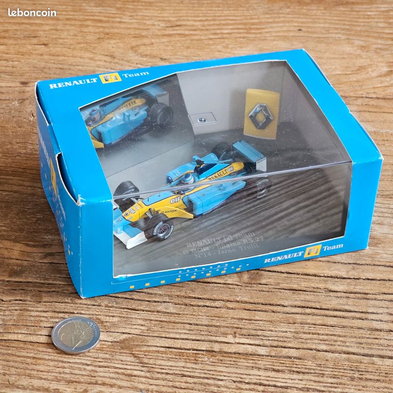 TA1419 UH RENAULT TOY 3 INCH RENAULT F1 TEAM #14 TYPE R202 RS22 TRULLI
