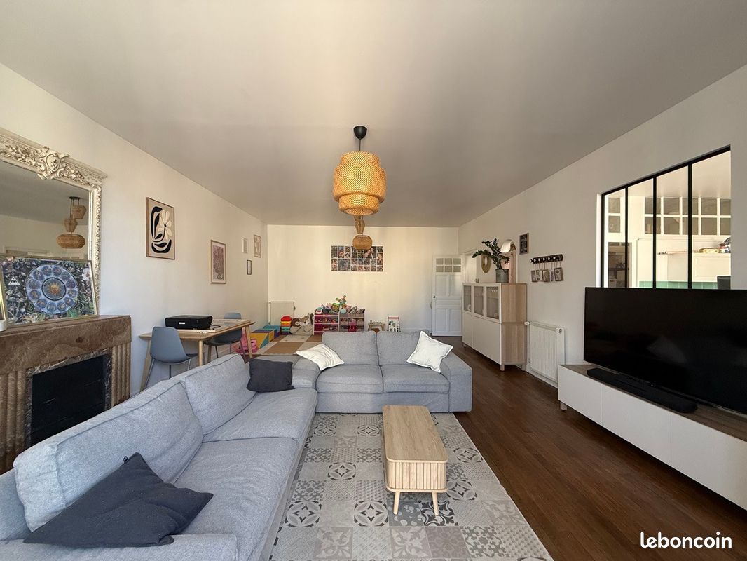 Maison 9 pièces 209 m² · à Issoudun · 209 m² · 169 500 €