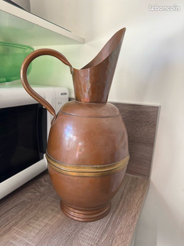 Carafe / pichet en cuivre (image 2)