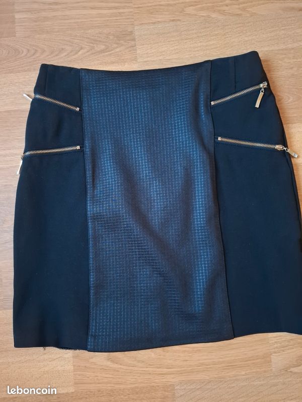 Jupe droite taille 36 (image 1)