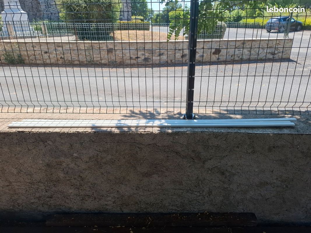Lot de blocs prises + moulures pour électricité apparente (image 3)
