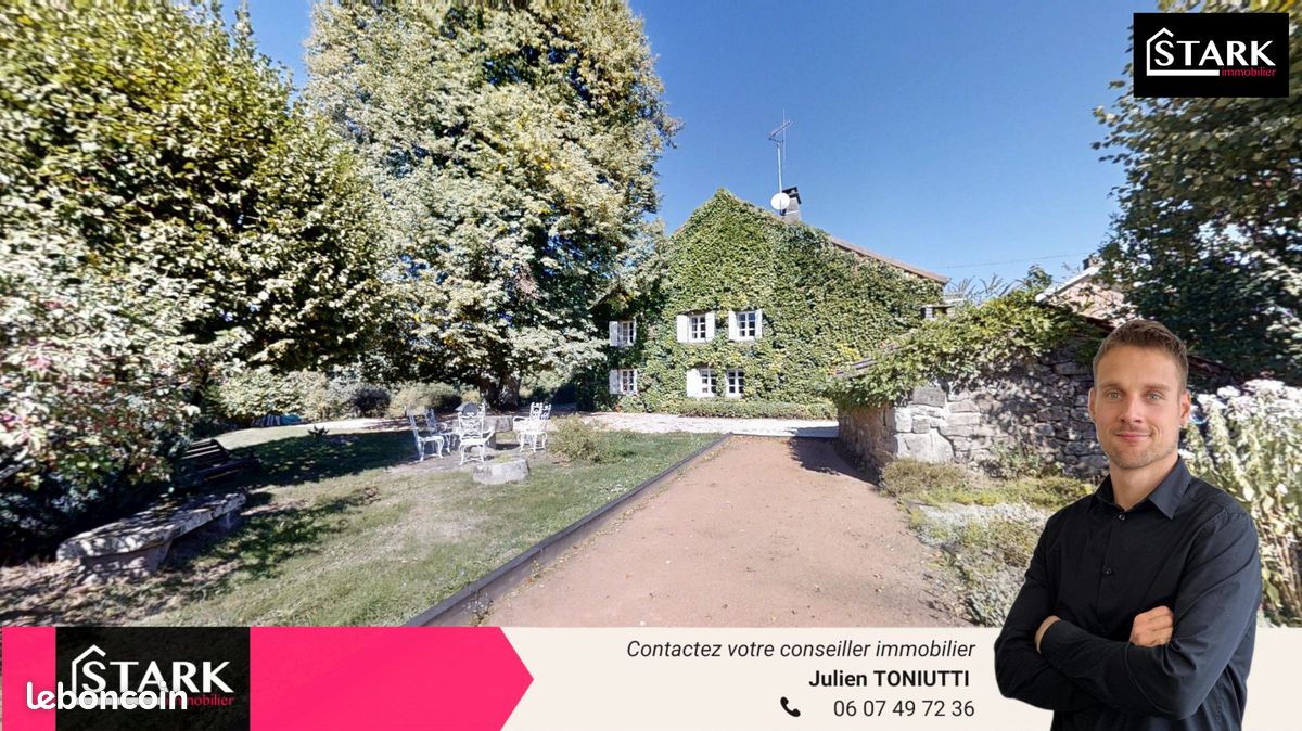Maison 6 pièces 230 m² · à La Lanterne-Et-les-Armonts · 230 m² · 336 000 €
