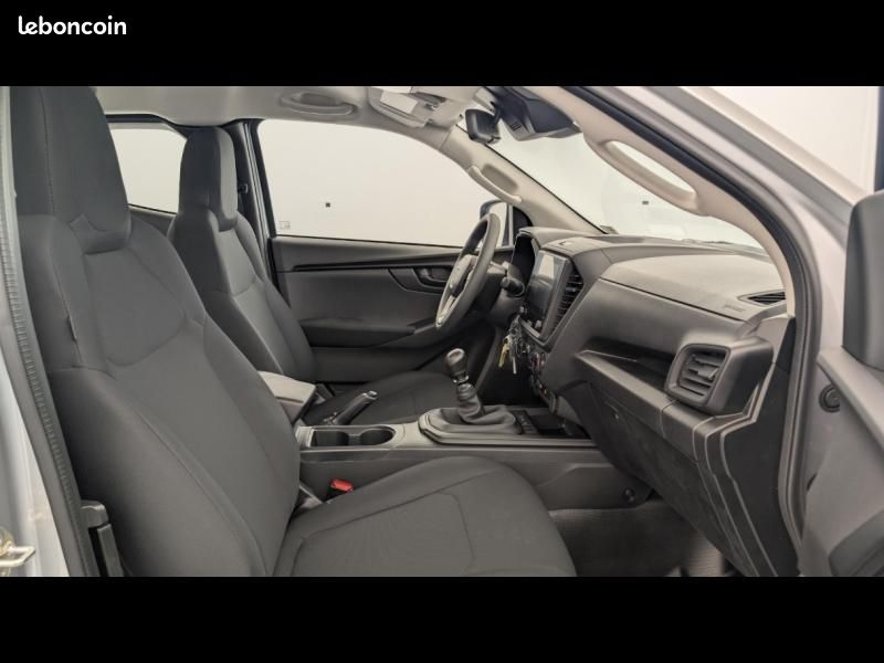 Isuzu D-Max 2.2 Ddi 164ch B-Strong Space M/T - DISPO BLANC / GRIS C / GRIS F / ORANGE (image 15)