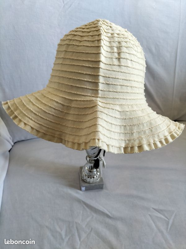 Chapeau De Soleil Femme Rouge - Taille M/L - Neuf Avec étiquettes - Marque Générique