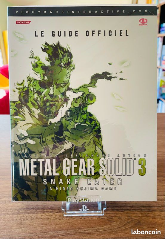 Metal Gear Solid - Guide Officiel Version Française (RARE) - PlayStation 1 - Parfait état
