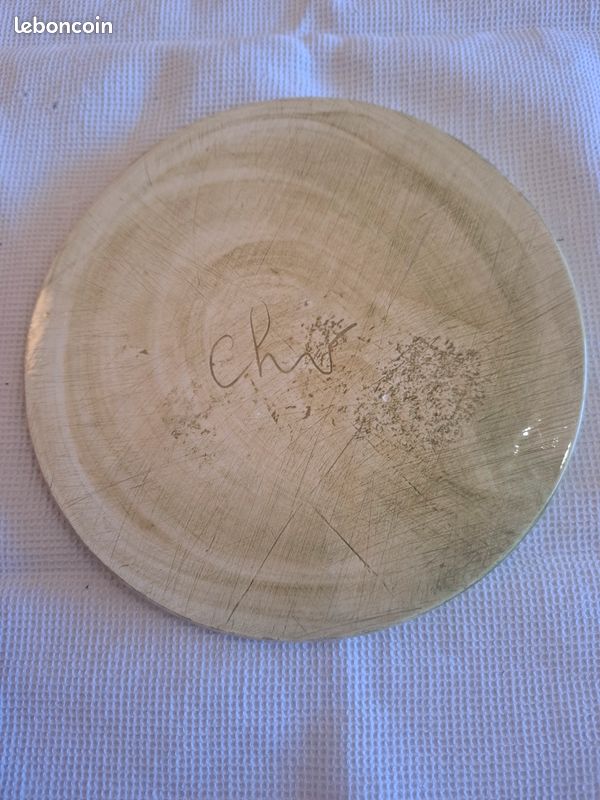 Dessous-de-Plat Artisanal en Céramique – Décor Végétal Gravé – Signé (image 4)