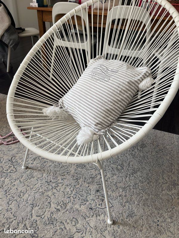 Fauteuil Acapulco blanc (image 1)