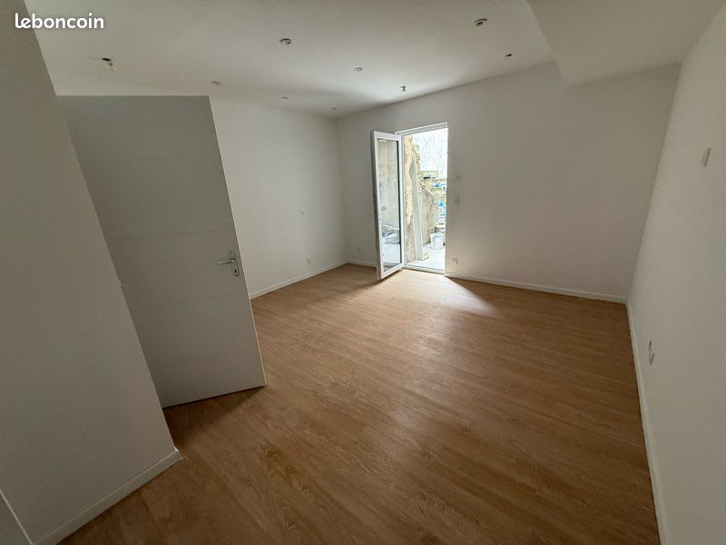 Appartement 1 pièce 25 m² · à Bagnols-sur-Cèze · 25 m² · 460 €/mois