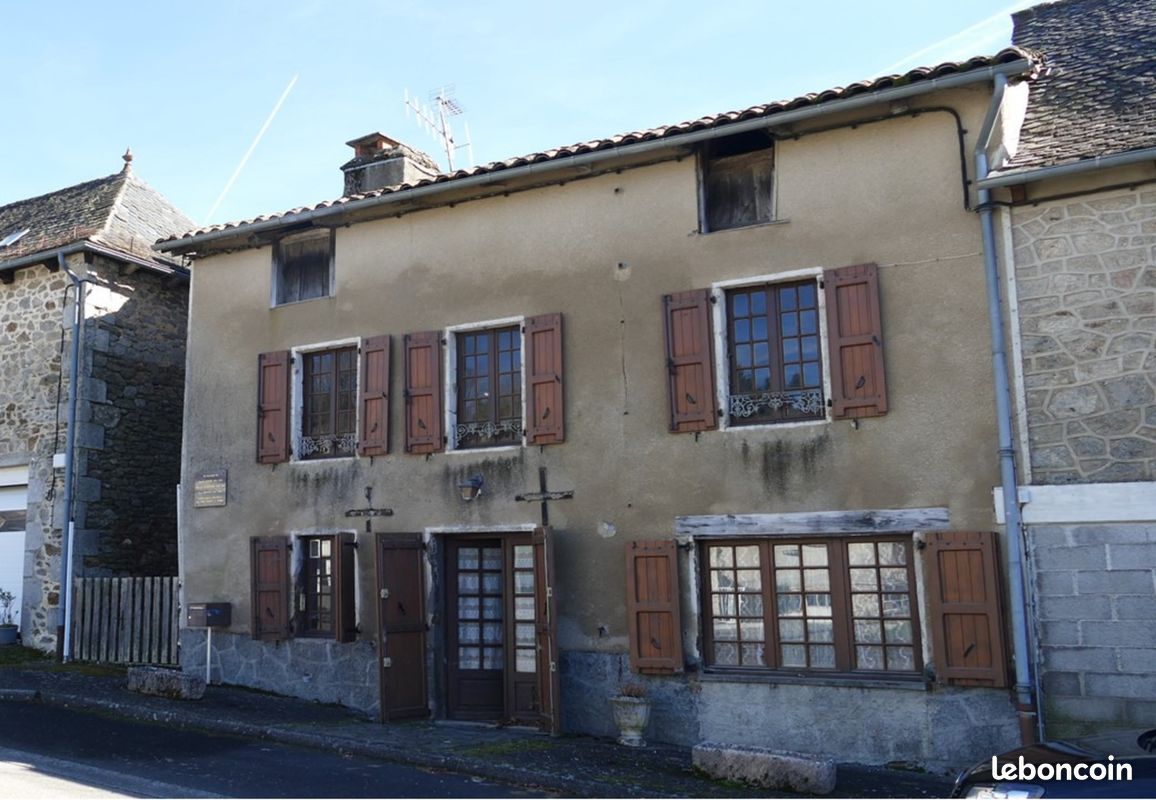 Maison 5 pièces 85 m² · à Puycapel · 85 m² · 65 000 €