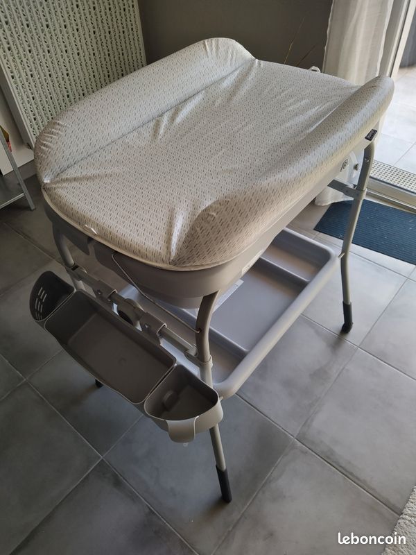 Combiné table à langer et baignoire Chicco (image 2)