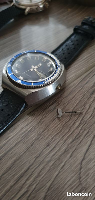 Montre De Plongée Lip Automatique Femme - Années 70 - Occasion