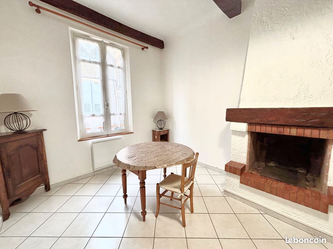 Appartement 3 pièces 59 m² · à Cassis · 59 m² · 915 €