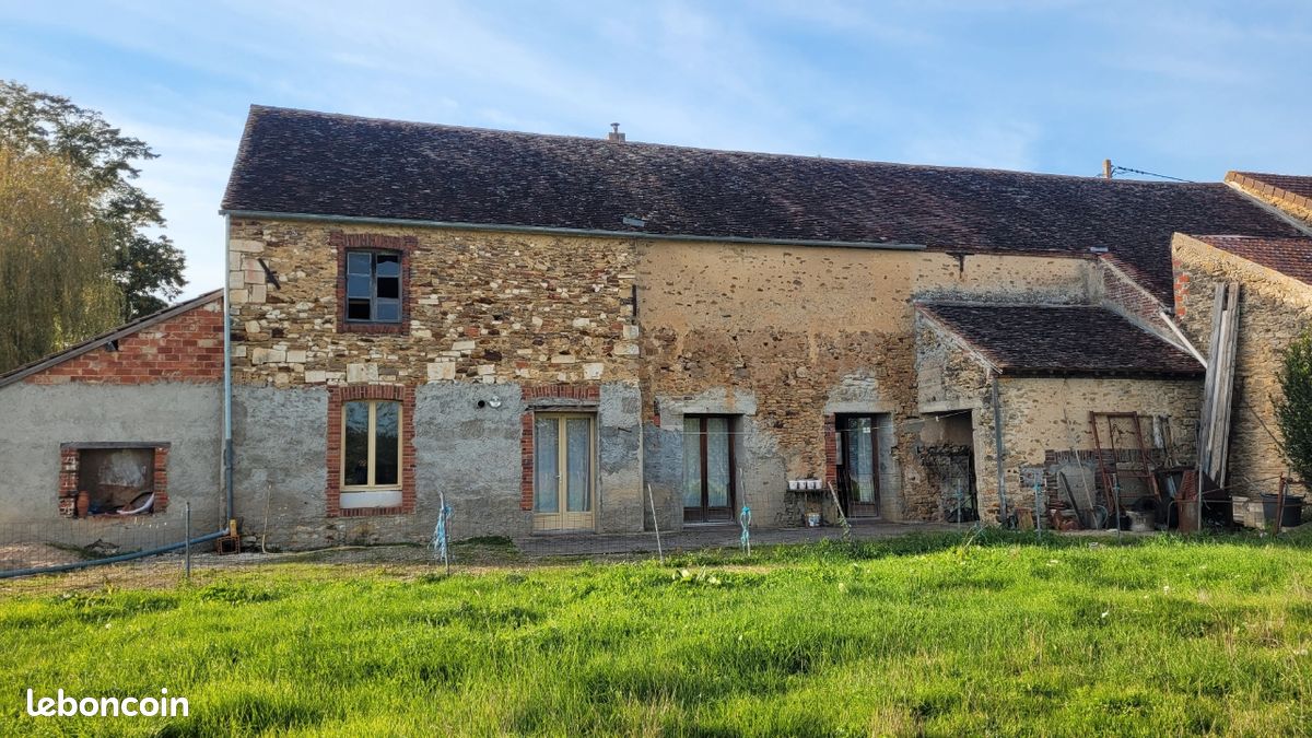 Maison 3 pièces 90 m² · à Pourrain · 90 m² · 95 000 €