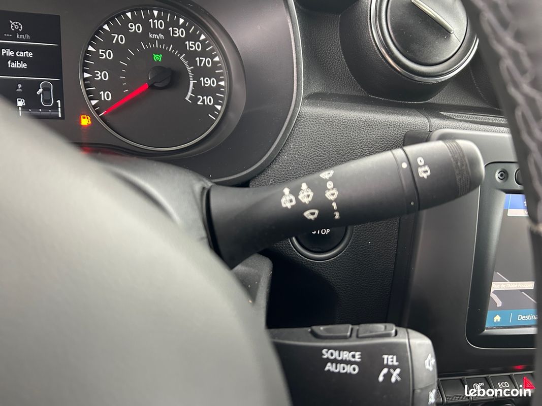 DACIA Duster dCi 110 4x2 Prestige (image 28)