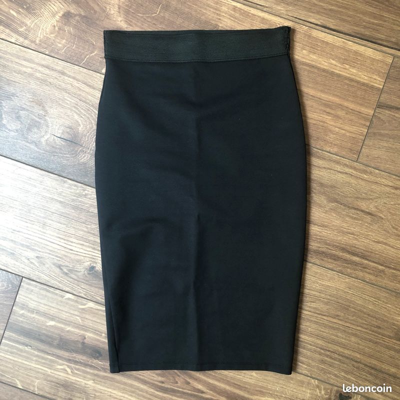 Jupe mi-longue Zara taille S (image 1)