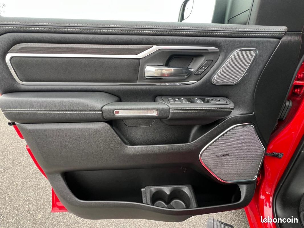 Dodge ram 1500 crew laramie sport night edition air (image 24)