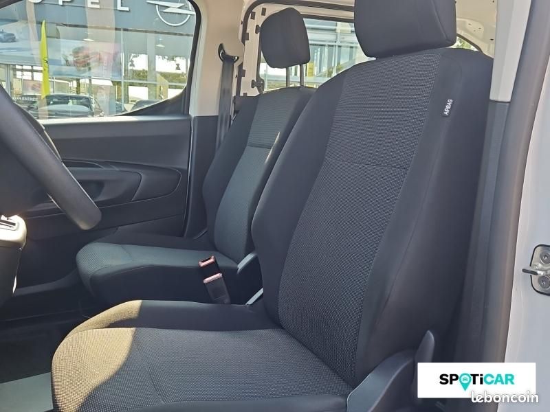 Opel Combo Cargo M 650kg BlueHDi 130ch S&S EAT8 (image 9)