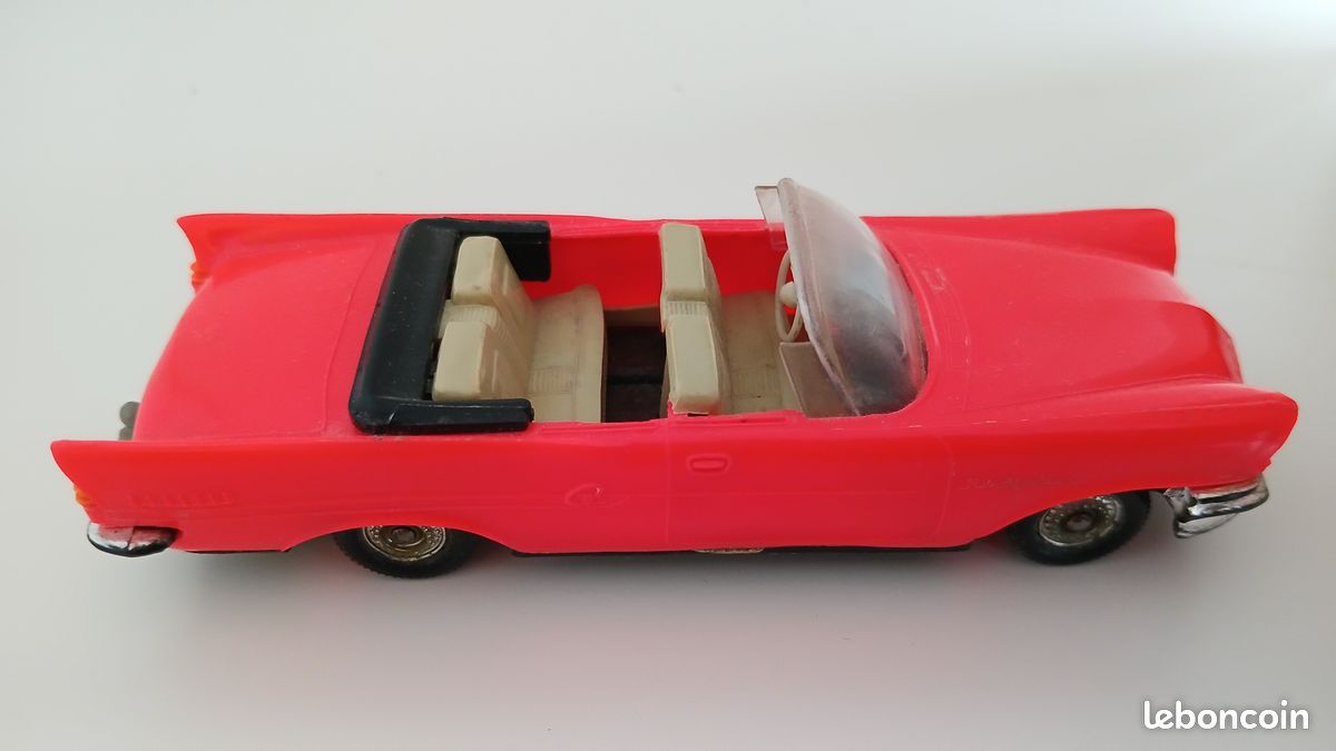 Ancienne NOREV Chrysler NEW-YORKER attelage Orange fluo Les miniatures de NOREV Echelle 1/43 (image 1)