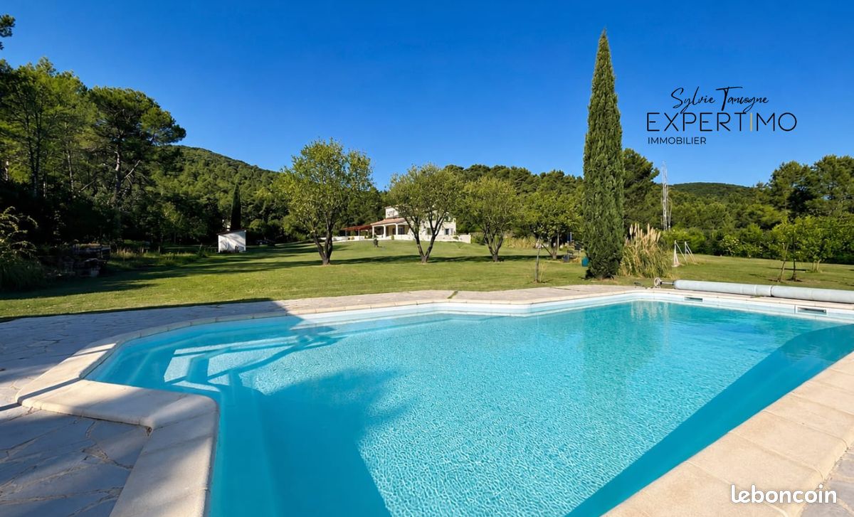 Propriété 7 pièces 283 m² (image 4)
