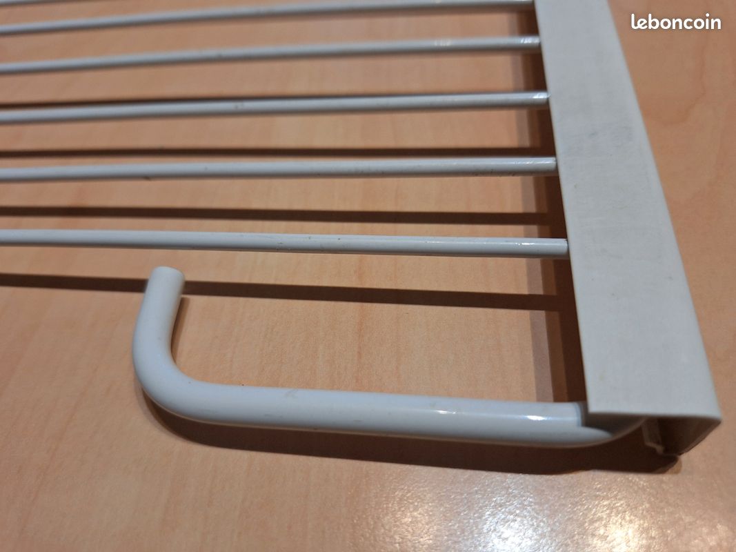 Accessoires frigo grilles clayettes blanches (image 5)