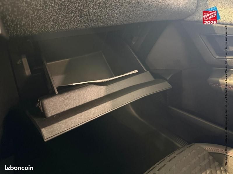 Renault Clio 1.8 E-Tech 160ch full hybrid Techno (image 25)