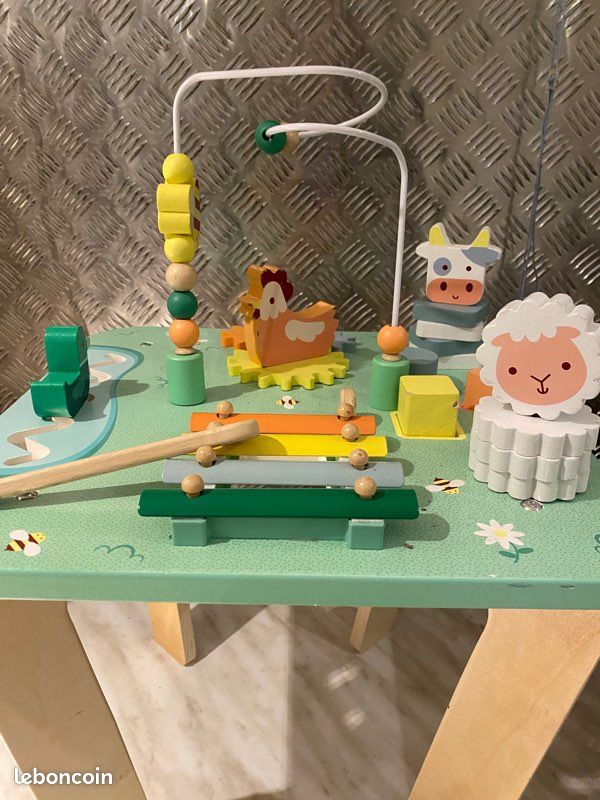 Table d’éveil et d’activité Janod enfant à partir de 12 mois (image 3)