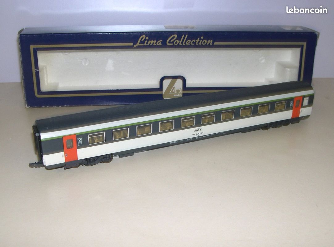 Voiture corail classe 2 lima collection - FR Voiture corail classe 2 lima collection - FR