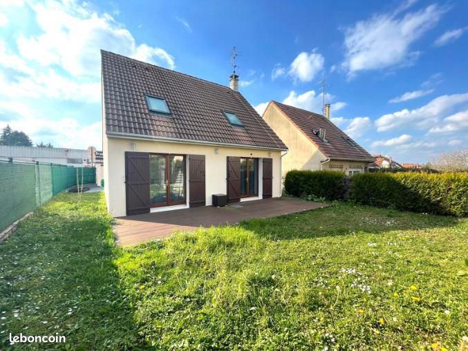 Maison 5 pièces 113 m² · à Lagny-sur-Marne · 113 m² · 2 800 €