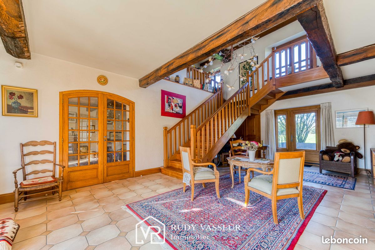Propriété 12 pièces 465 m² (image 12)