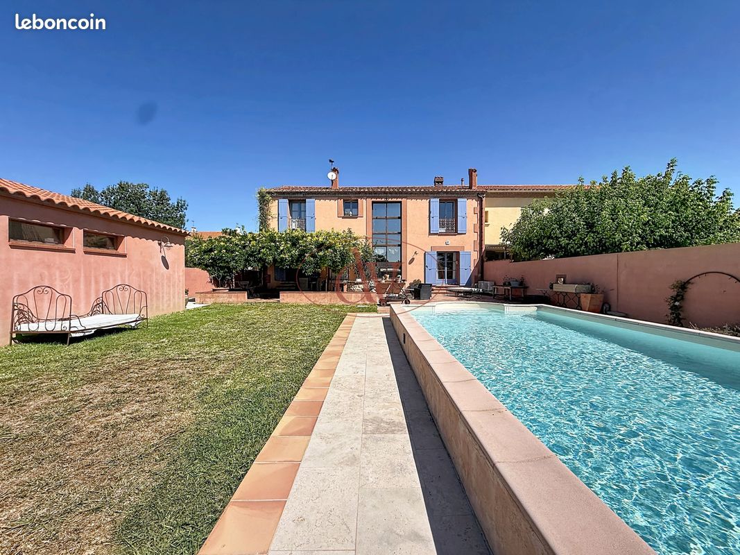 Maison 5 pièces 210 m² · à Saint-Estève · 210 m² · 640 000 €