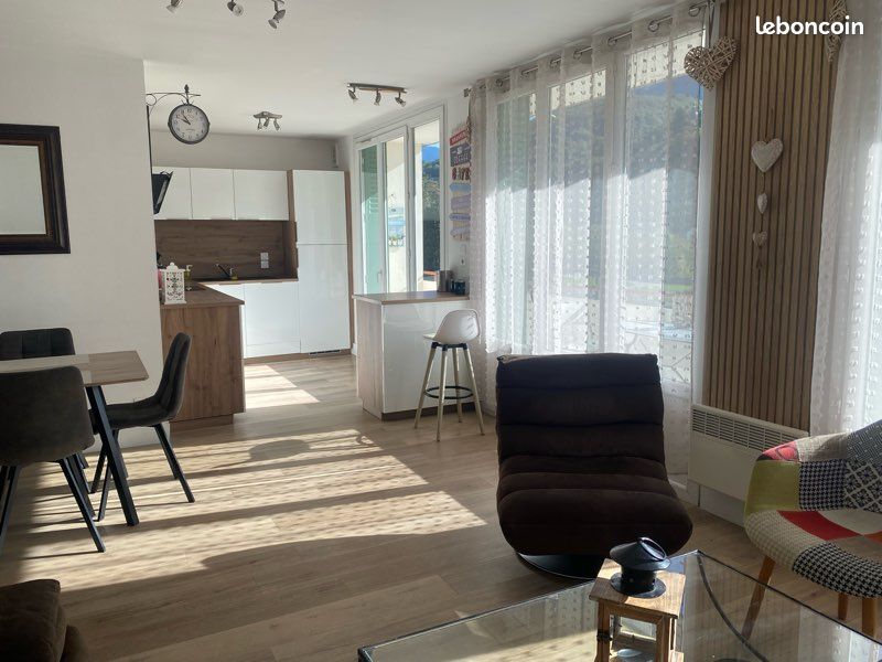 Appartement 3 pièces 72 m² · à Albertville · 72 m² · 880 €/mois