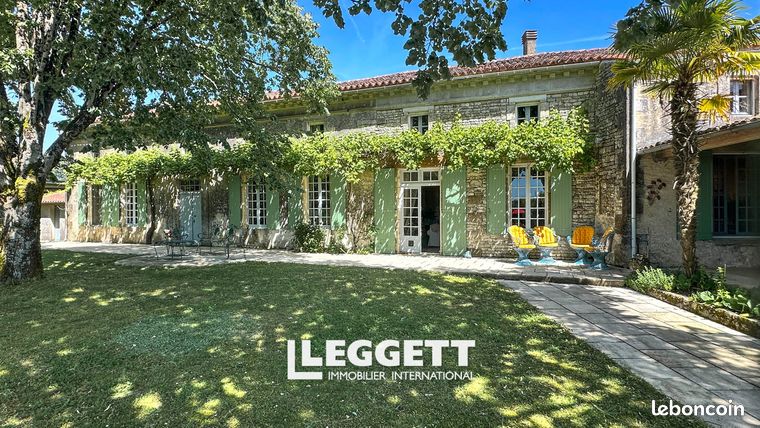 Maison 8 pièces 280 m²