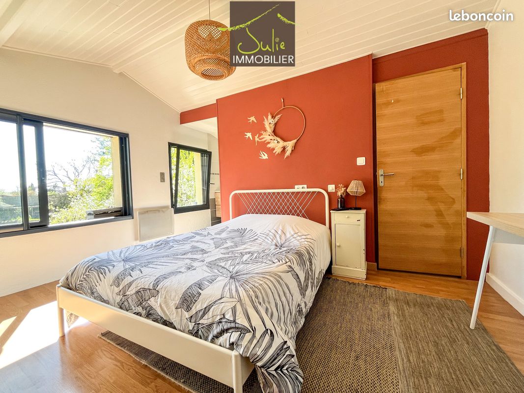 Maison de ville 5 pièces 136 m² - Bressuire 79300 (image principale 5)