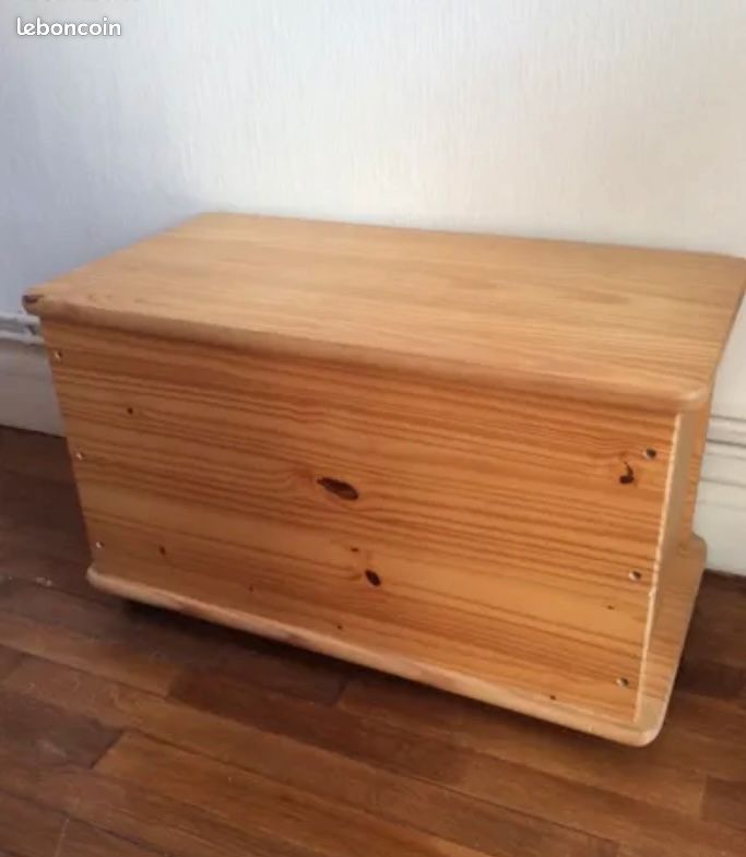 Malle de rangement (image 1)