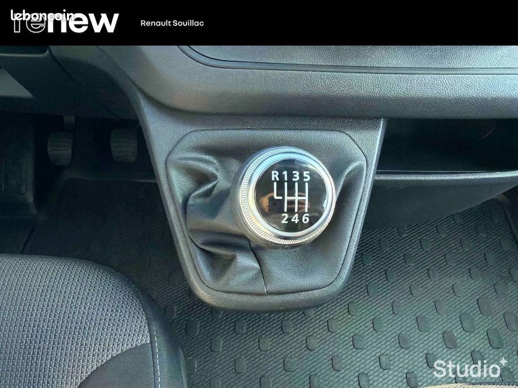 Renault trafic fg blue dci 130 l1h1 3t gsr2 advance (image 19)