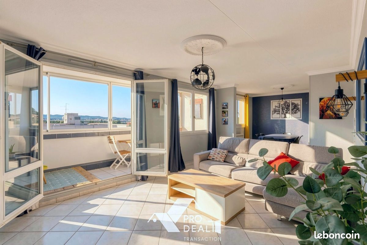 Appartement 4 pièces 88 m² · à Saint-Priest · 88 m² · 220 000 €