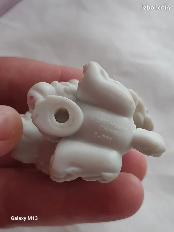 Figurine Littlest Pet Shop Chien Bobtail blanc et mauve #1055 (image 4)