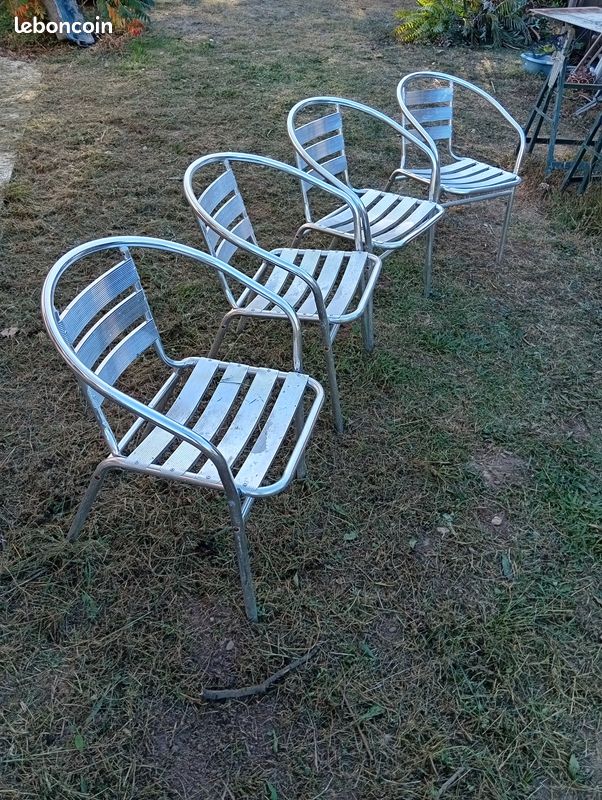 4 Chaises de Bistro (image 1)