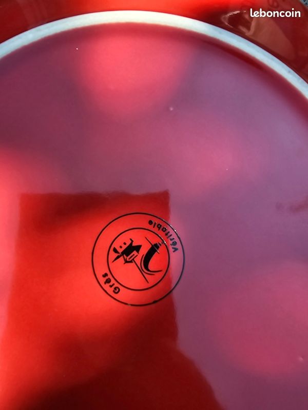 Assiettes rouge carré (image 3)