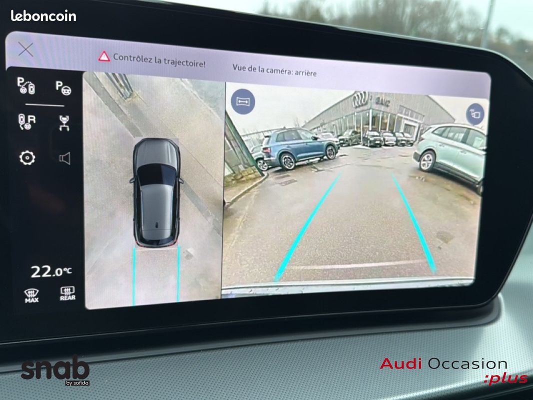 AUDI Q3 TDI 150 ch S tronic 7 S line (image 19)