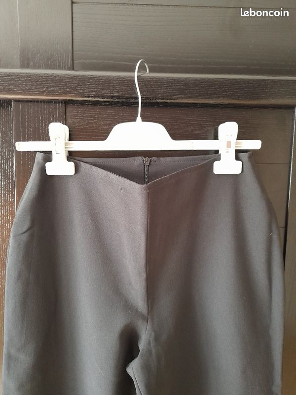 Pantalon noir Taille 38 (image 2)