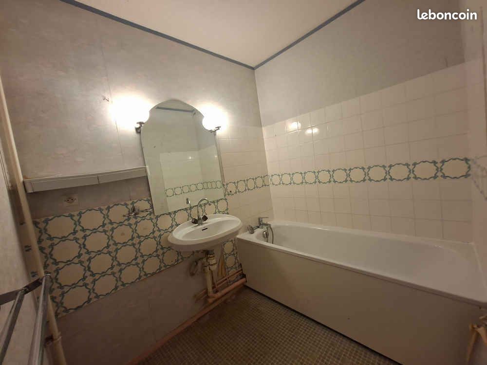 Appartement 3 pièces 71 m² · à Chalon-sur-Saône · 71 m² · 62 000 €