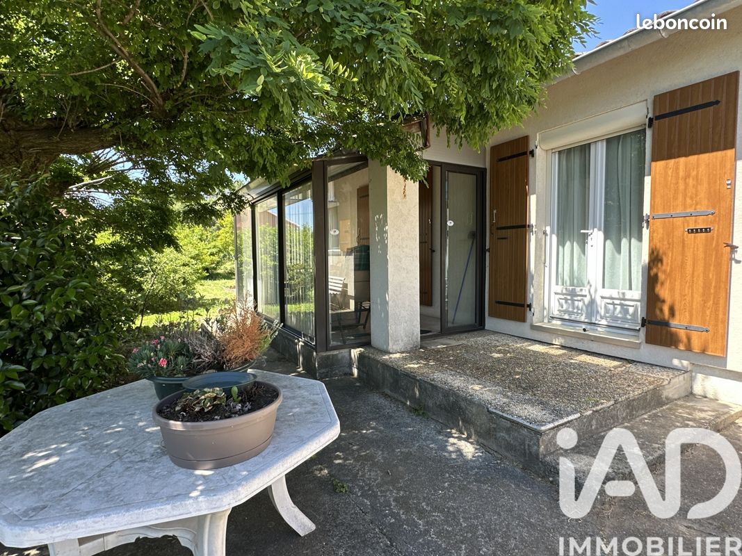 Maison 4 pièces 95 m² · à Chassiers · 95 m² · 219 000 €