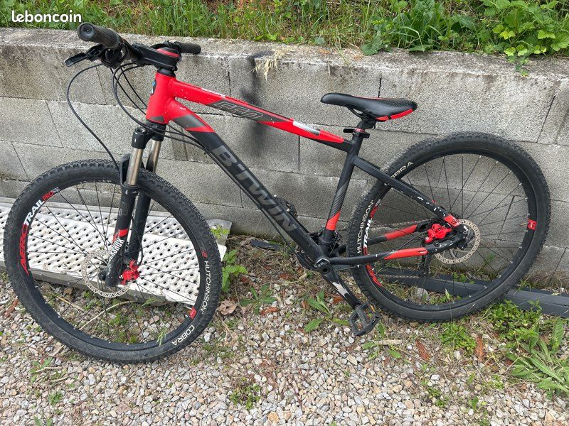VTT B'twin Rockrider 560 Taille M Vélos