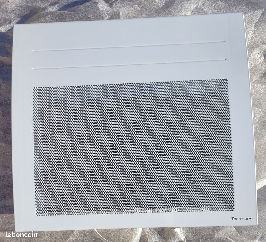 Radiateur mural (Blanc) (image 1)
