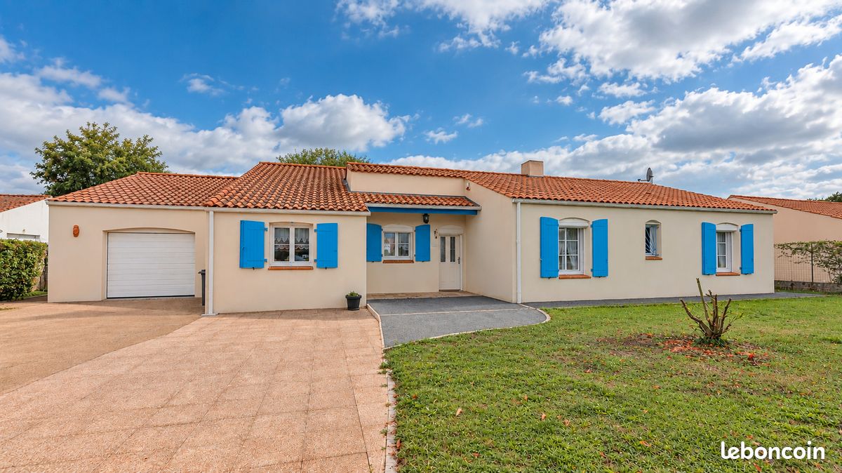Maison 5 pièces 141 m² · à L'Aiguillon-sur-Vie · 141 m² · 369 500 €