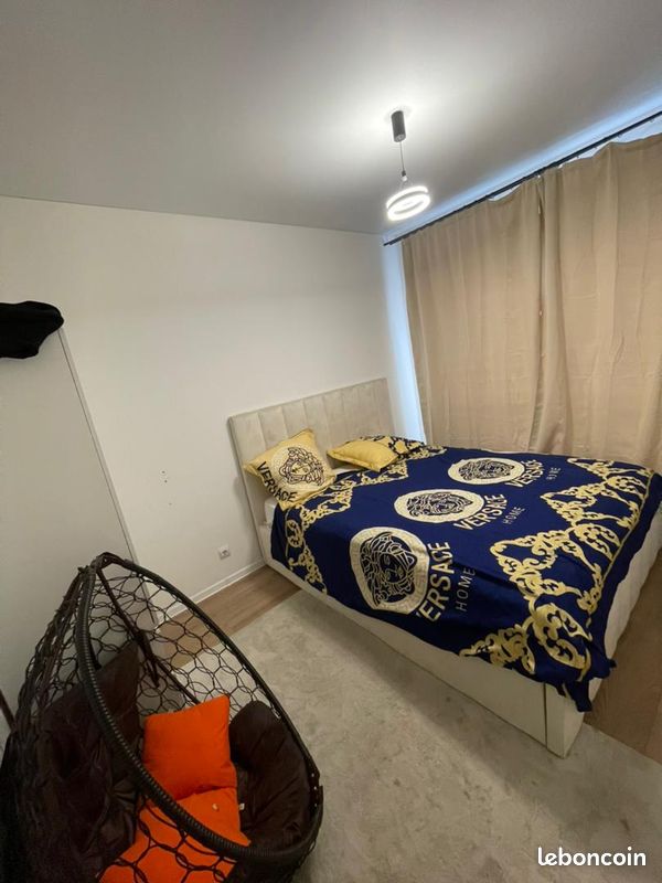 Appartement 3 pièces 80 m² · à Bordeaux · 80 m² · 900 €