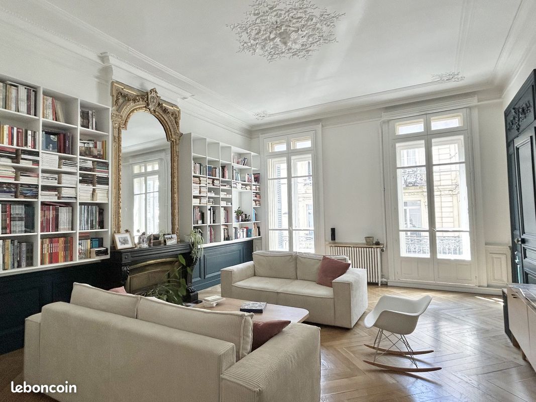 Appartement 6 pièces 197 m² · à Saint-Étienne · 197 m² · 299 000 €